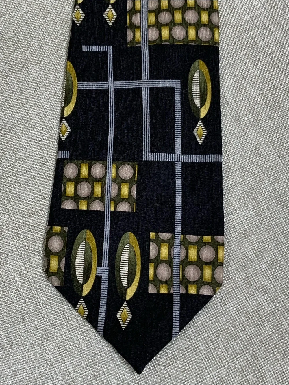 Vintage Cocktail Collection Champagne Silk Tie Stonehenge